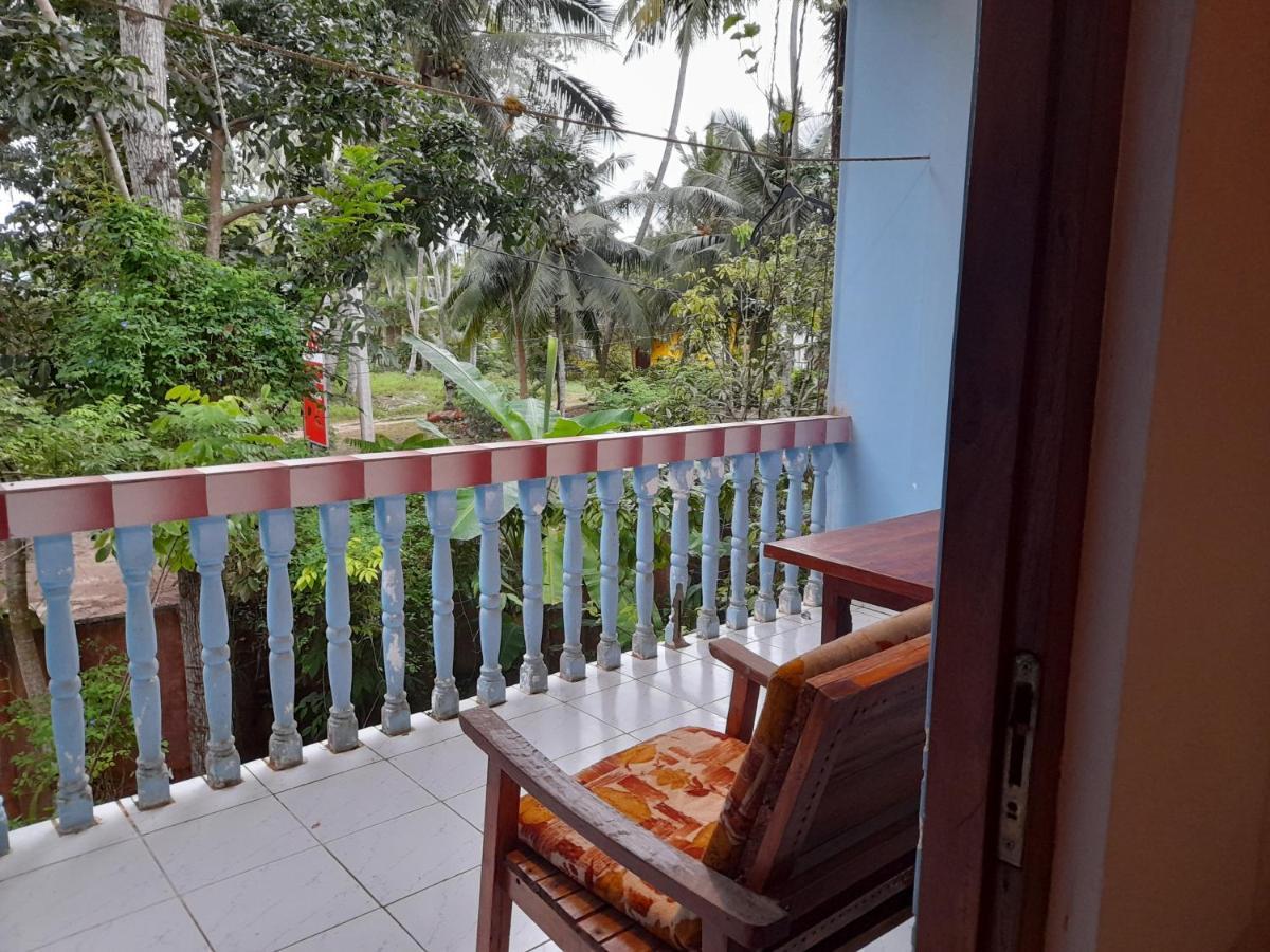 Hotel Santis Hikkaduwa Exterior foto